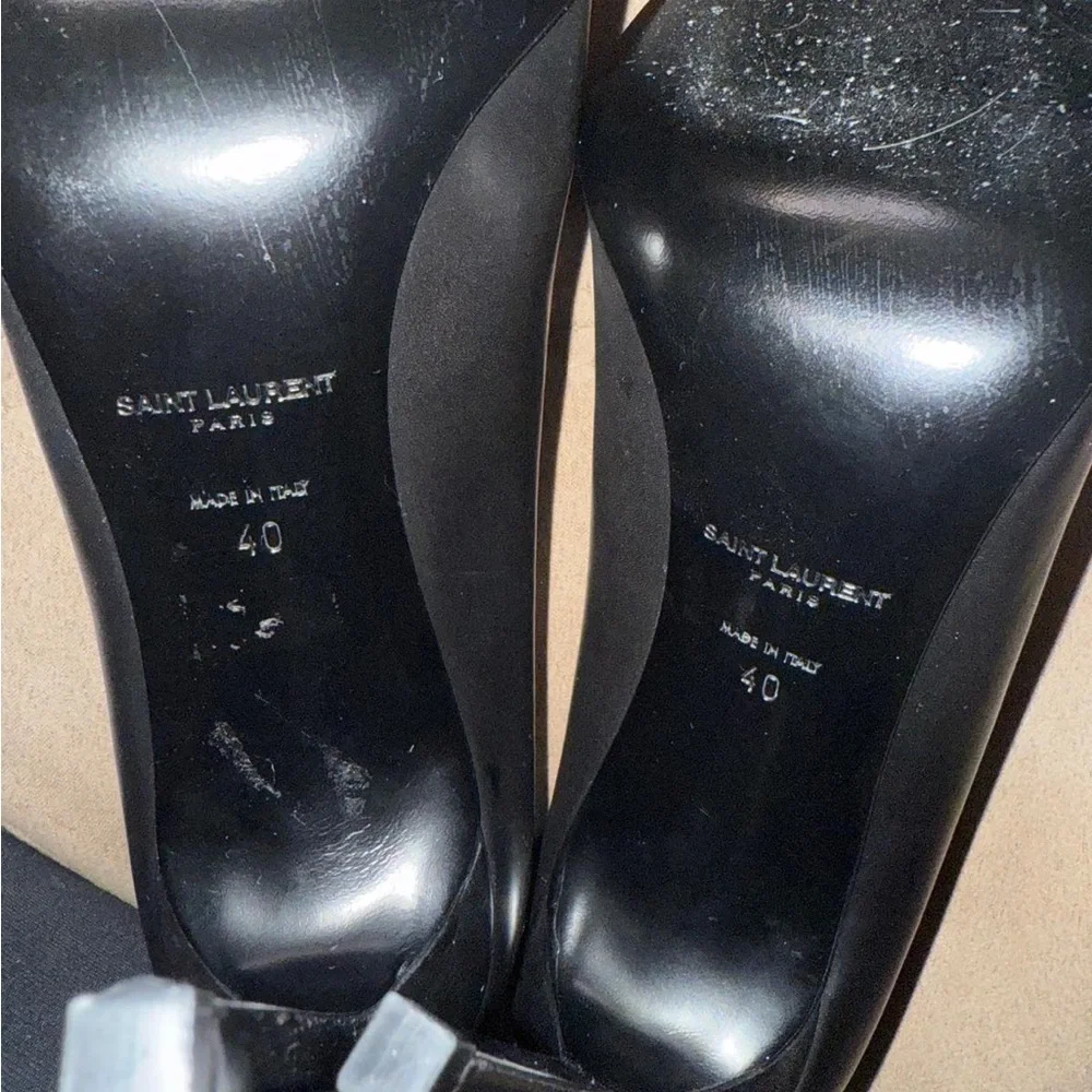 Saint Laurent Black Leather Pointed-Toe Pumps - Picture 5 of 6